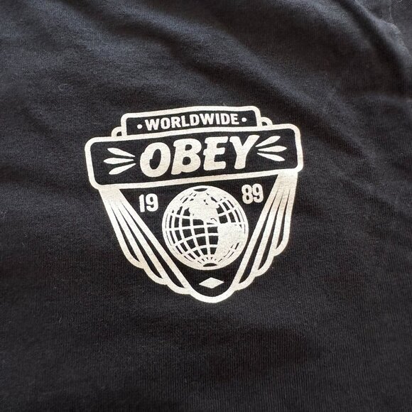 Obey Black and White Vintage Graphic T-shirt Small Streetwear Skate - Picture 2 of 7